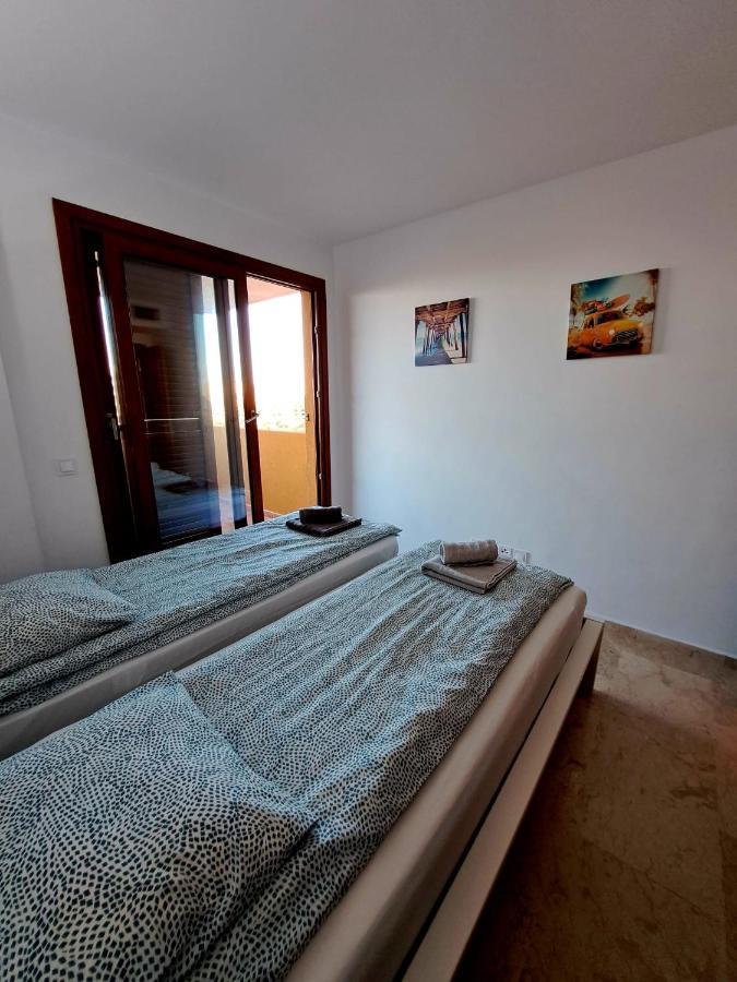 Punta Prima Nice Apartment With Sea Views Torrevieja Esterno foto